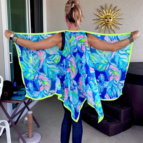 Lilly Pulitzer Dresses & Skirts - Lilly Pulitzer cover up , size L/XL, new